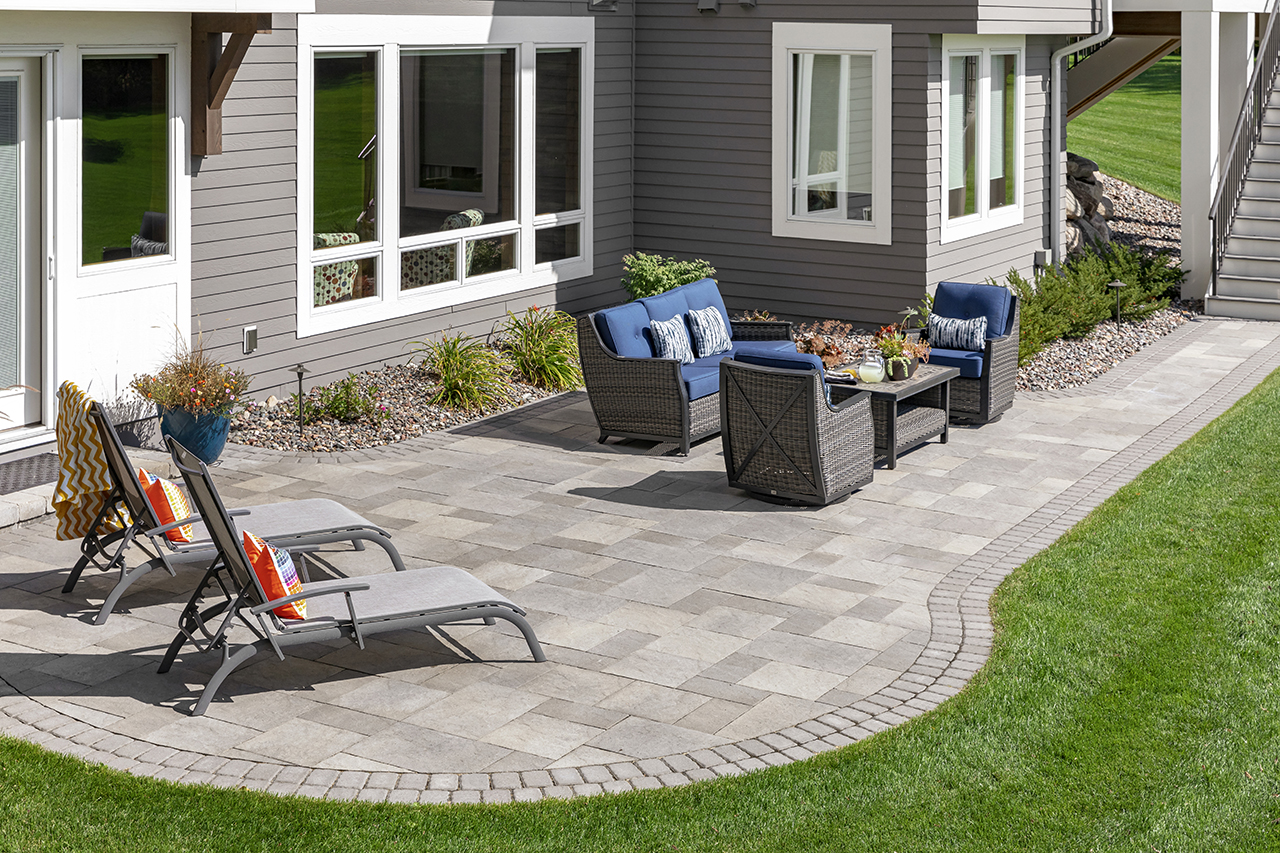 Let Greenscape Companies surround your home with lasting elements of beauty. Using the leading CAD software, our premium design experts are ready to create the perfect mix of functionality and curb appeal.