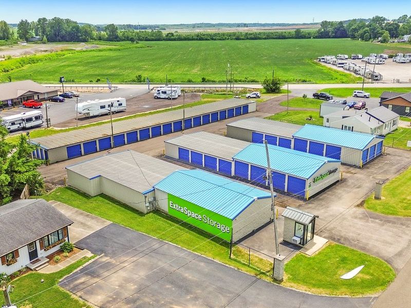 Alternate Beauty Image - Storage Express at 280 W Main St, Petersburg, IN 47567
