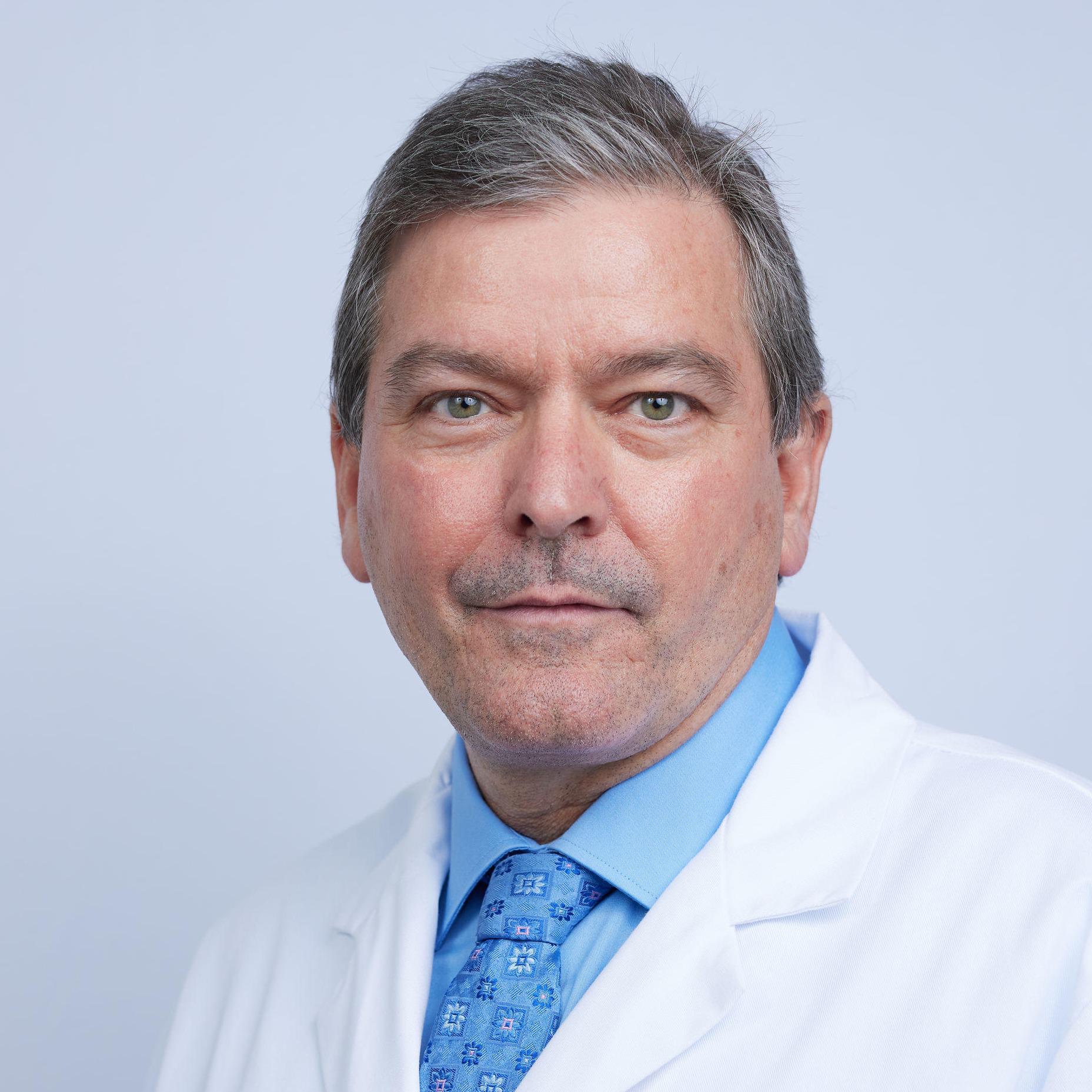 Dr. Martin Roche, MD | West Palm Beach, FL | Orthopedic Surgeon