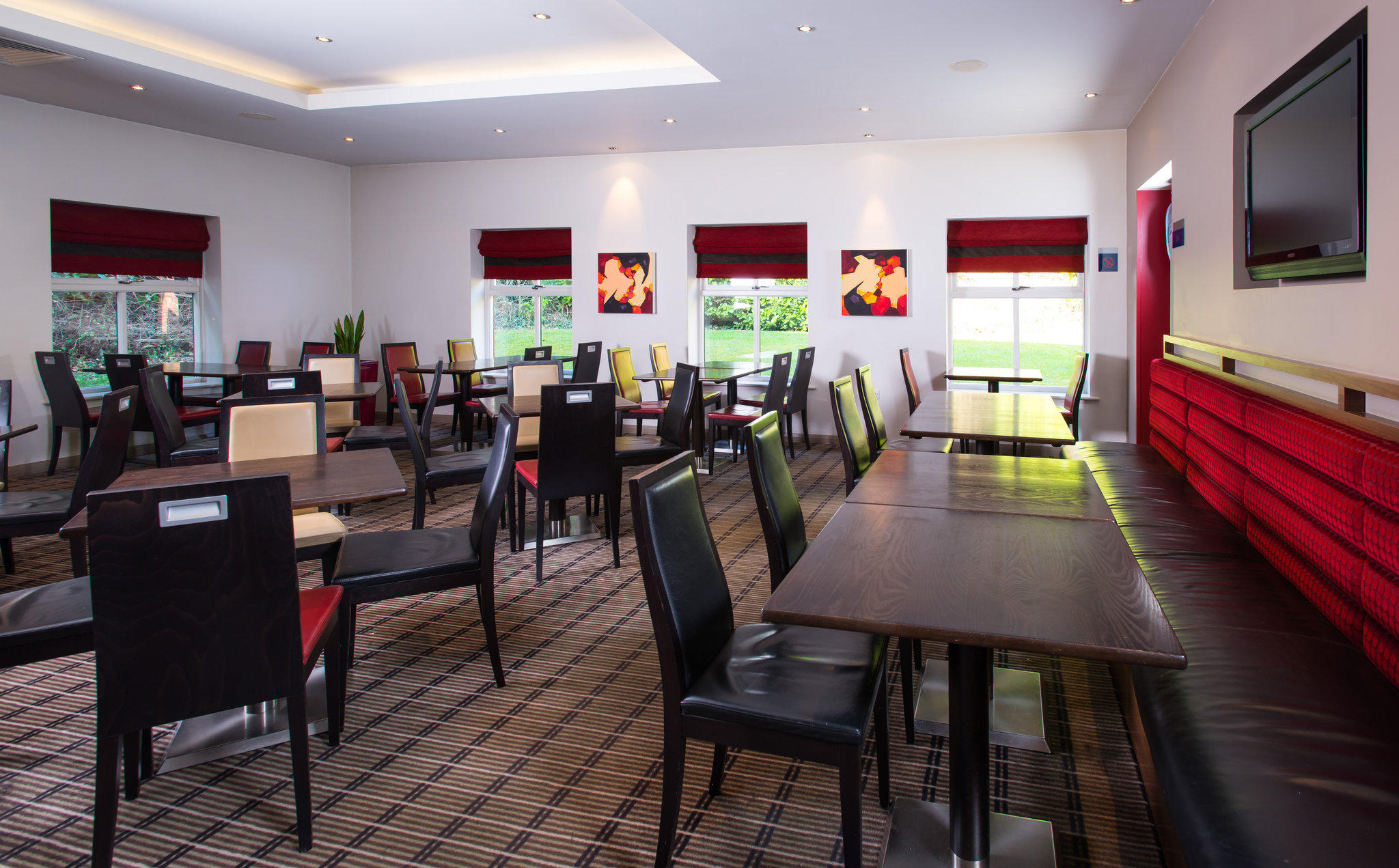 Images Holiday Inn Express Taunton East, an IHG Hotel