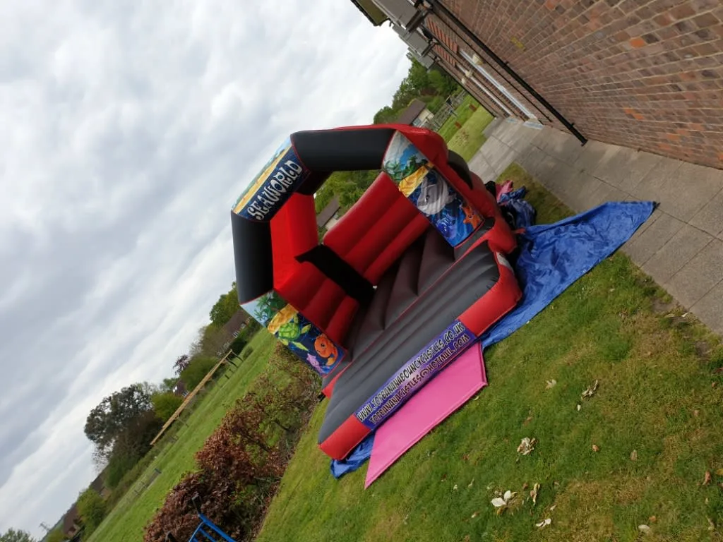 Images Top Banana Bouncy Castles