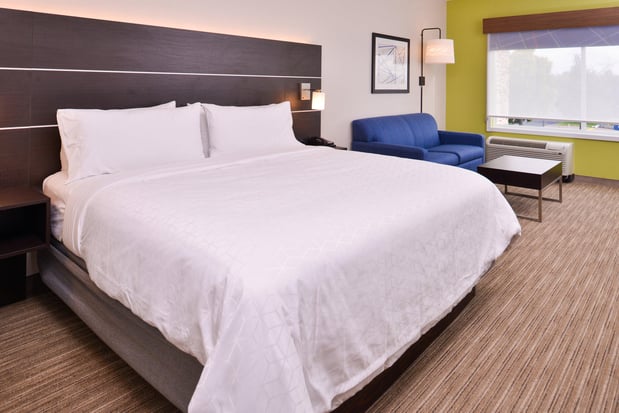 Images Holiday Inn Express & Suites Mall of America - Msp Airport by IHG