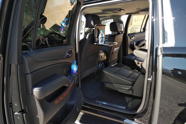 Images Chicago's Elite Black Car & Chauffeur Service