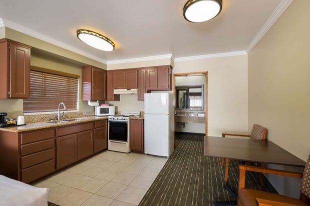 Images Best Western Holiday Hotel