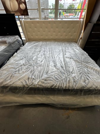Images Summer Furniture & Mattress Deals