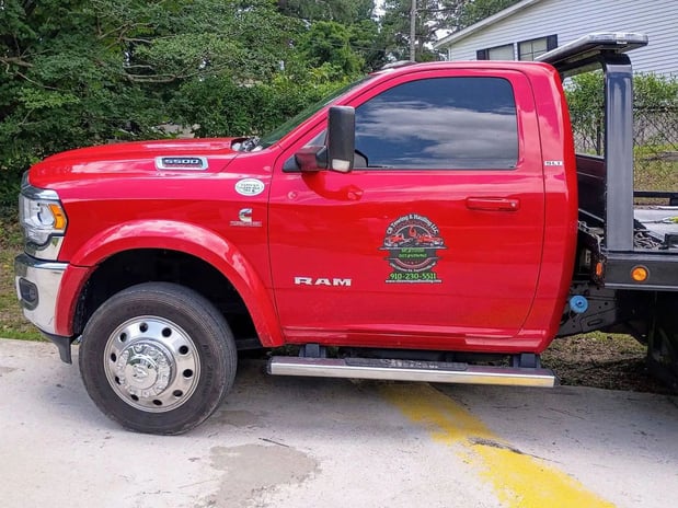 Images CB Towing & Hauling