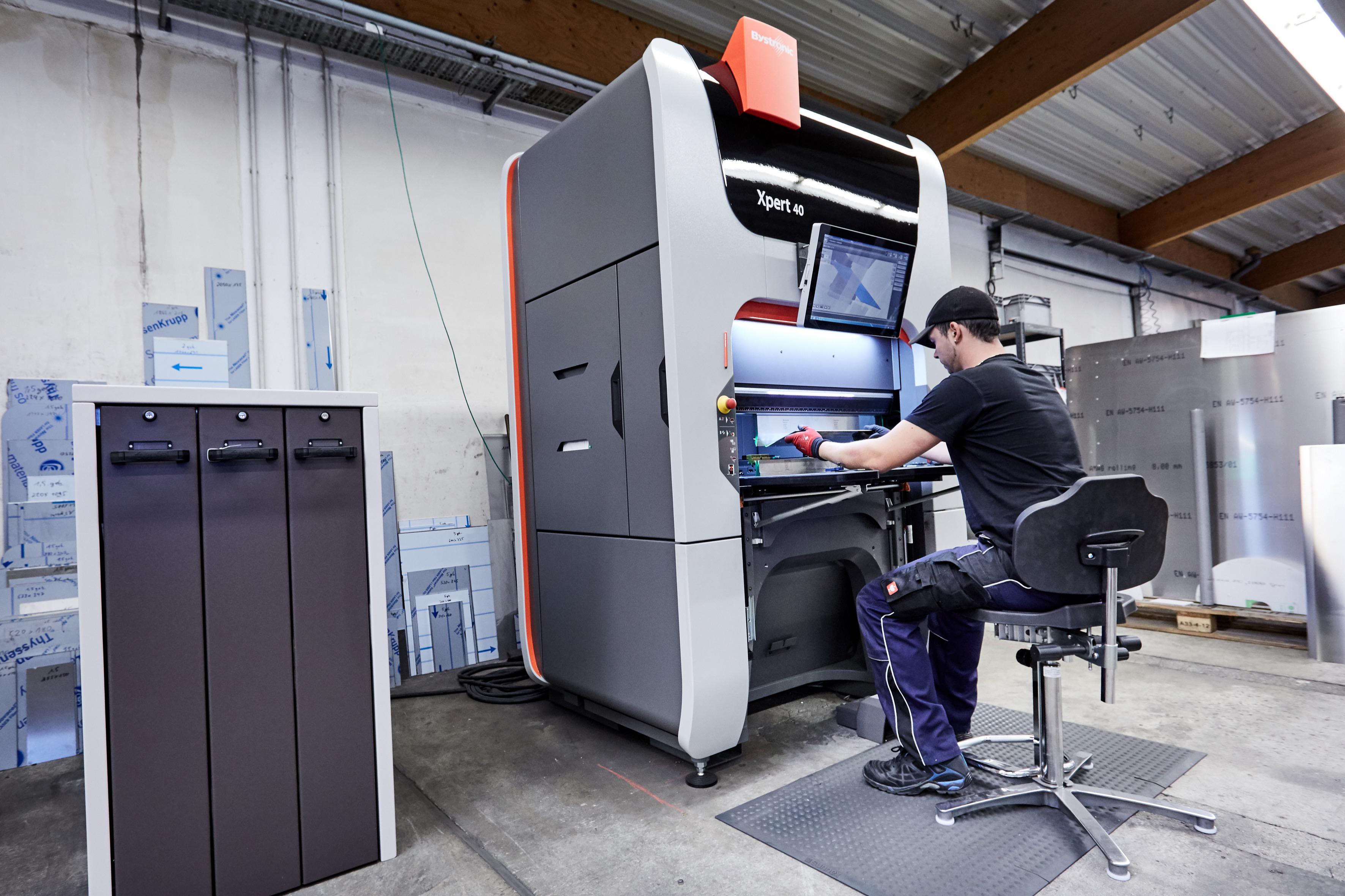 Lungmetall OHG, Hausener Strasse 47 in Kottenheim