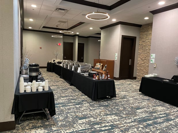 Images Holiday Inn & Suites Chicago Northwest - Elgin by IHG