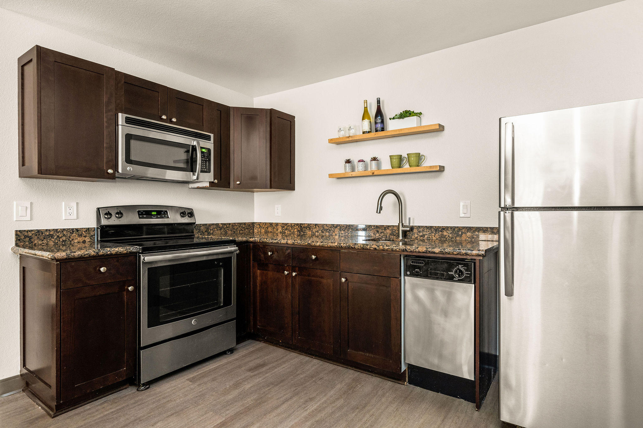 Oxford Suites Redding Extended Stay