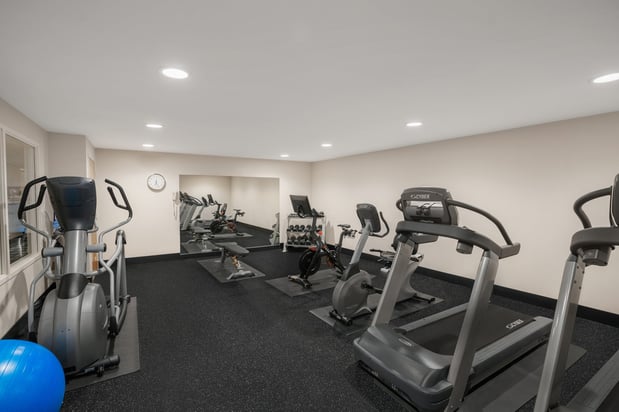 Images Holiday Inn Express & Suites Hayward by IHG