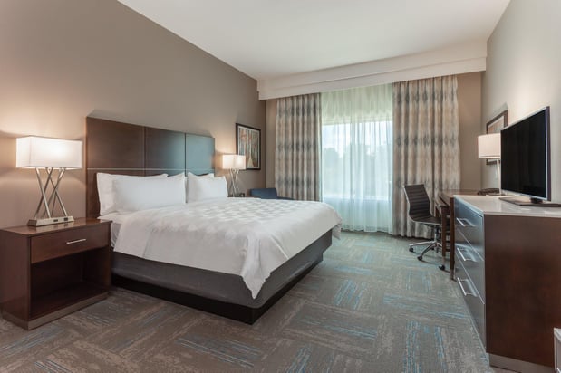 Images Holiday Inn & Suites Jefferson City by IHG