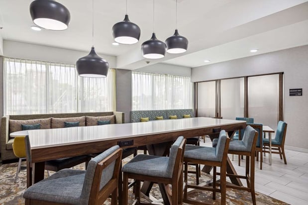 Images Hampton Inn Houston-Brookhollow