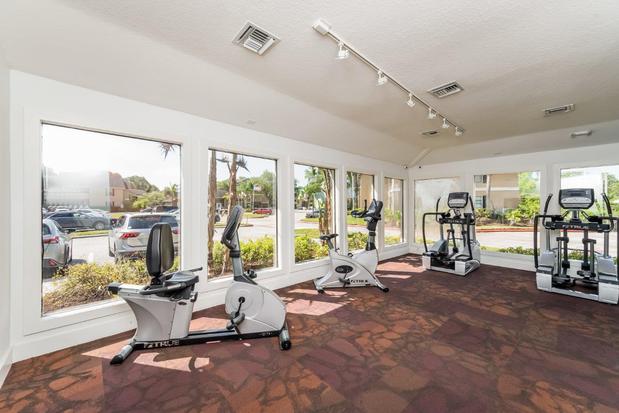 Images Tuscany Pointe at Tampa Apartment Homes