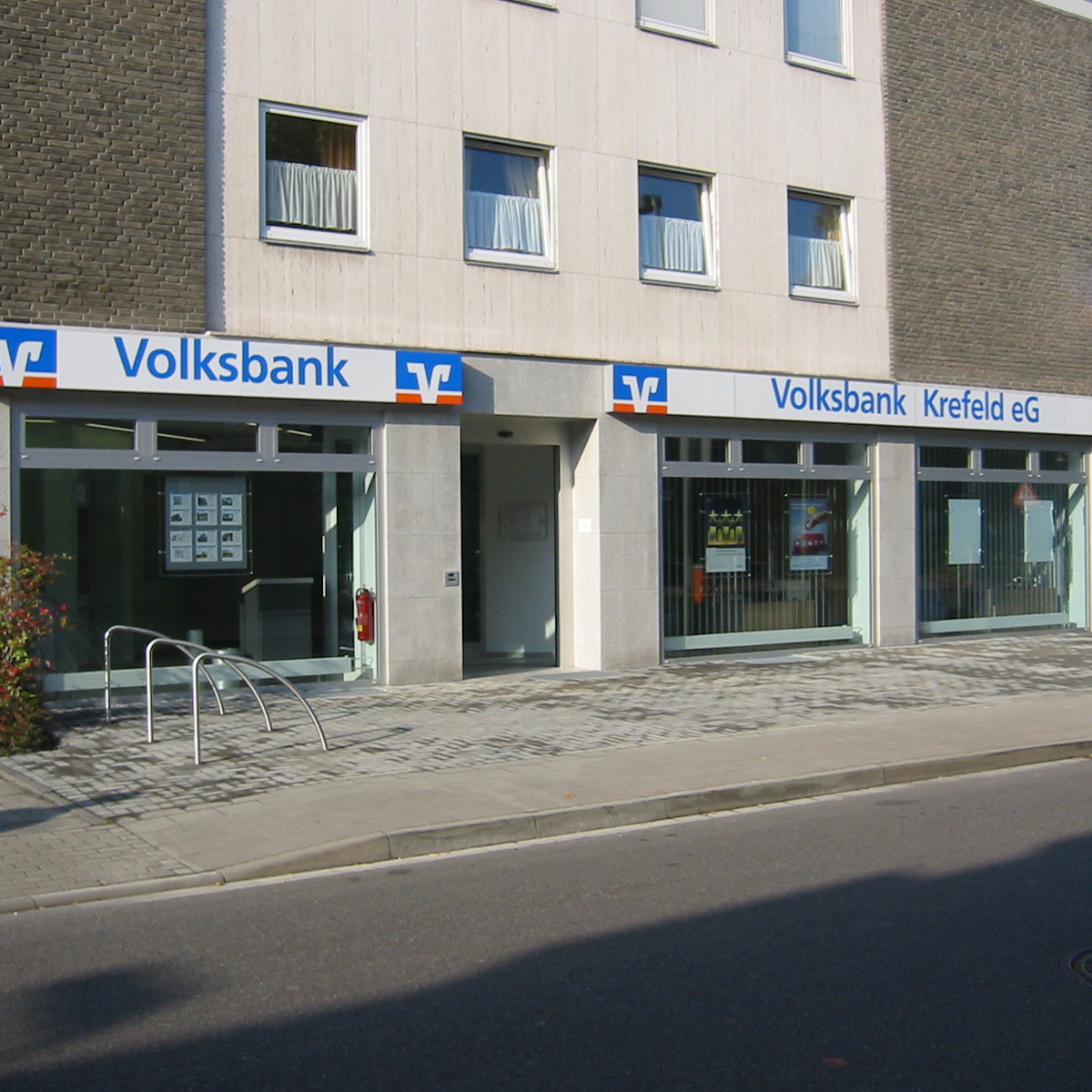Volksbank Krefeld eG, Schulstraße 1 in Meerbusch