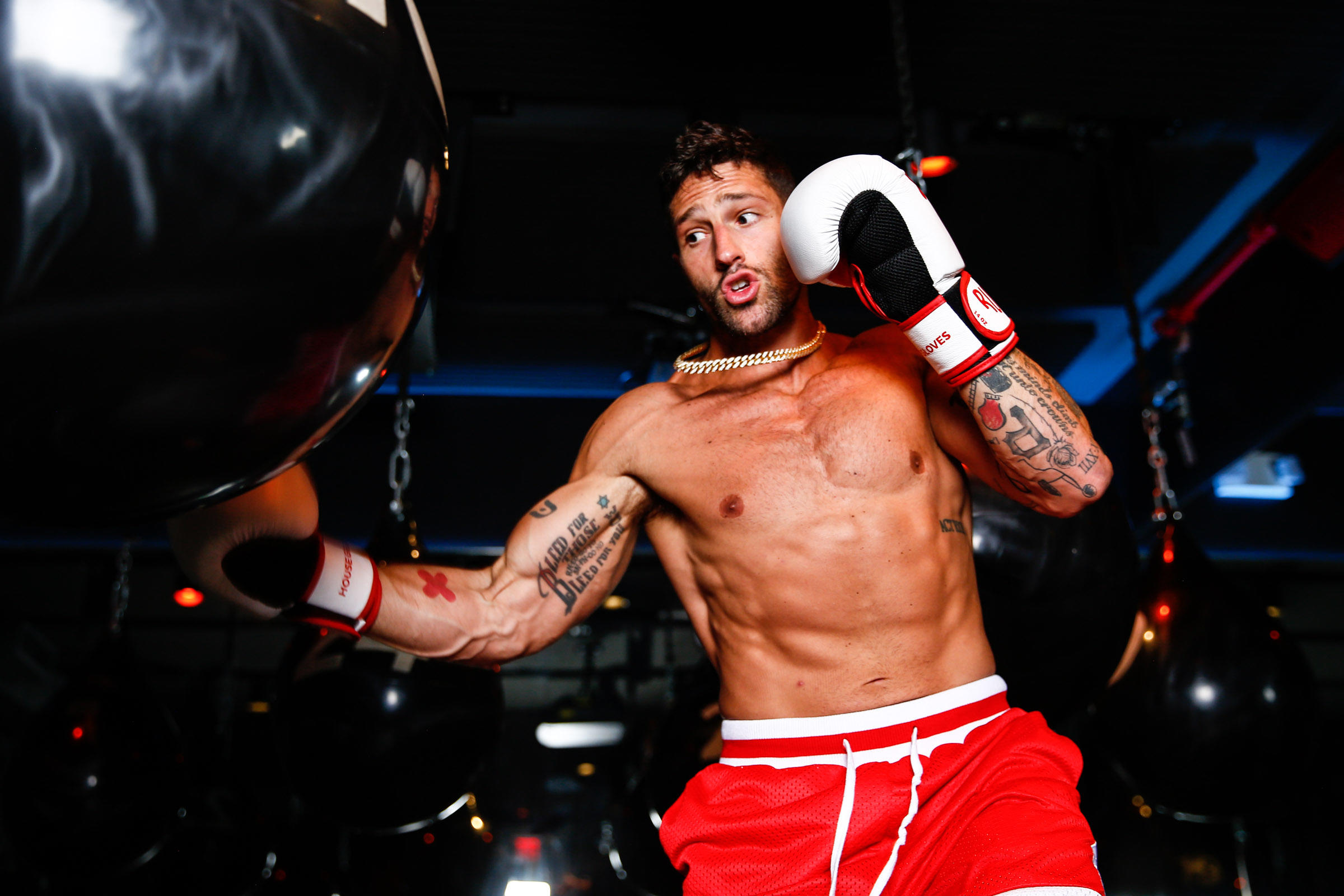 Boxing, HIIT, METCON, and strength training - your full - body workout destination is at Rumble Boxing Tempe in AZ.