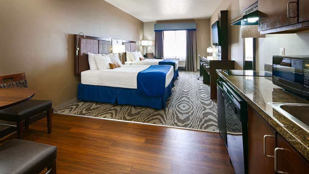 Guets Room Best Western Plus Williston Hotel & Suites Williston (701)572-8800