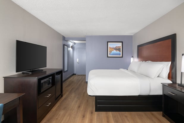 Images Garner Hotel Wytheville East by IHG