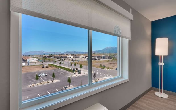 Images Tru by Hilton Clearfield Hill Air Force Base