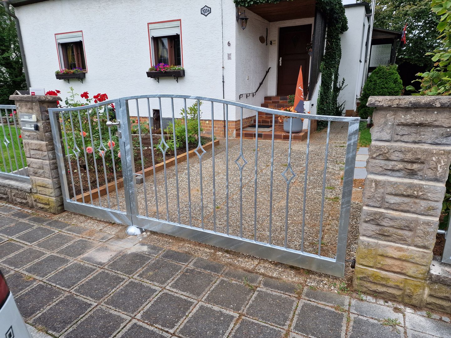 Schlosserei Ott Metallbau Schlüsseldienst GmbH, Schulstr. 15 in Zirndorf