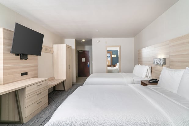 Images Holiday Inn Express & Suites San Diego Otay Mesa by IHG