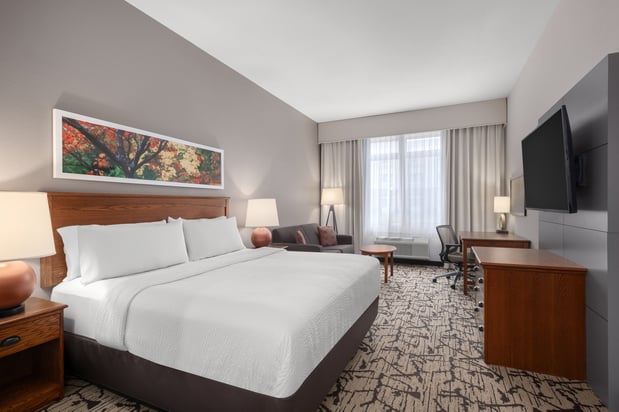 Images Holiday Inn Stevens Point - Convention Ctr by IHG