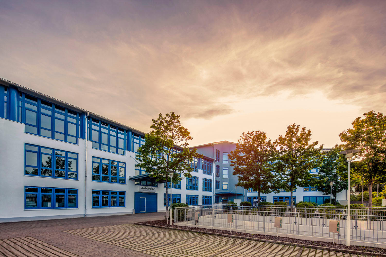 AIR-WOLF GmbH Waschraum- und Hygienetechnik, Unterhachinger Strasse 75 in München