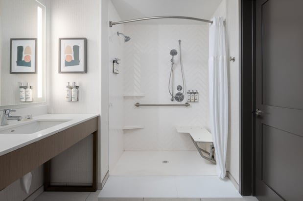 Images Holiday Inn & Suites Monterey Park - Los Angeles by IHG