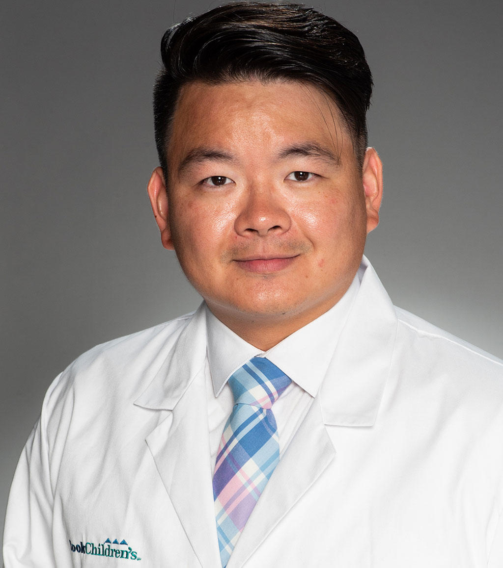 Headshot of Dr. Han Zhuang Beh