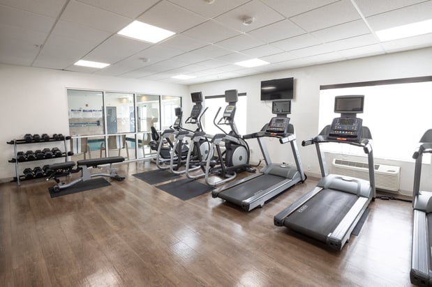 Images Holiday Inn Express & Suites Chicago West - St Charles by IHG