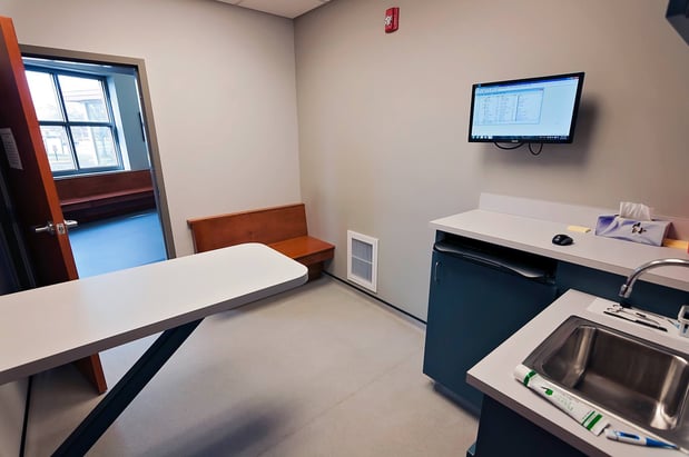 Images West Side Veterinary Hospital