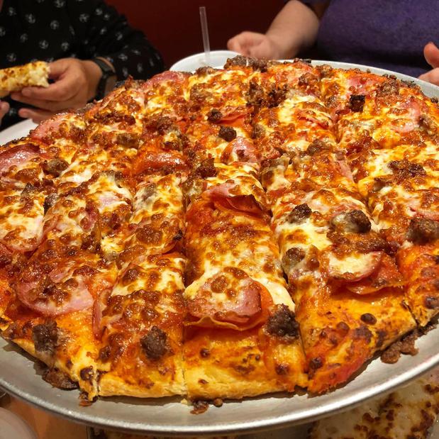 Images Johnny's Pizza House