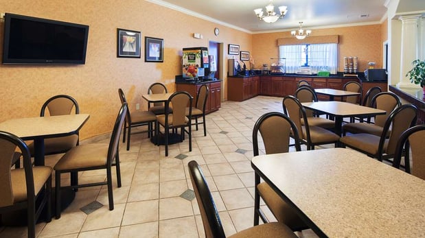 Images Best Western Henrietta Inn & Suites