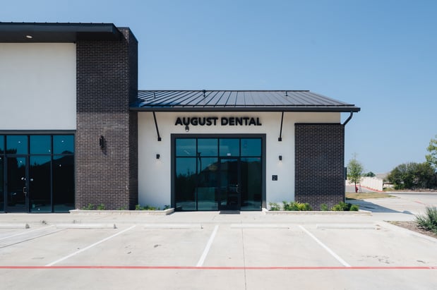 Images August Dental