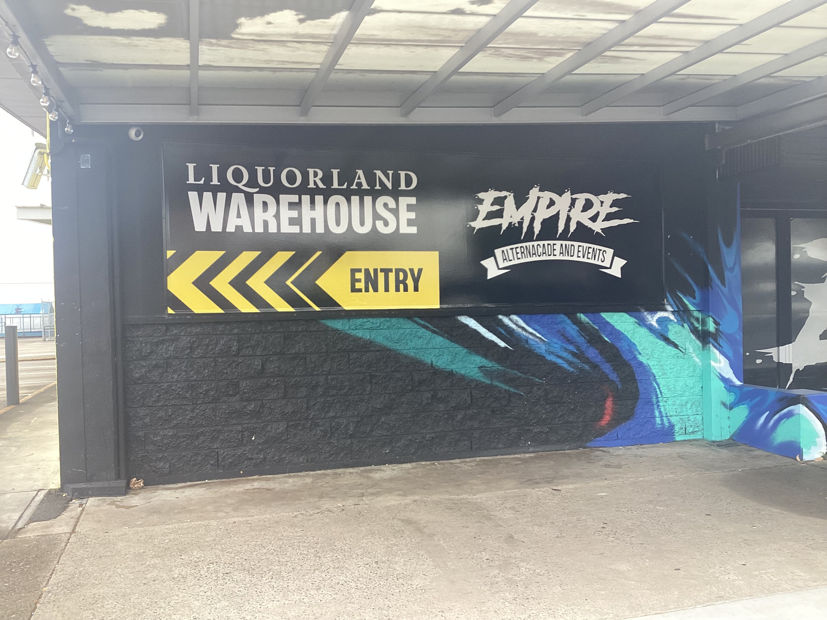 Images Liquorland Warehouse Cairns