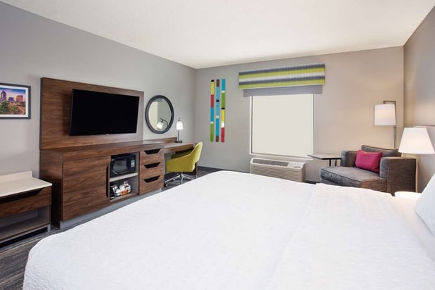 Images Hampton Inn & Suites Tampa East (Casino Area)