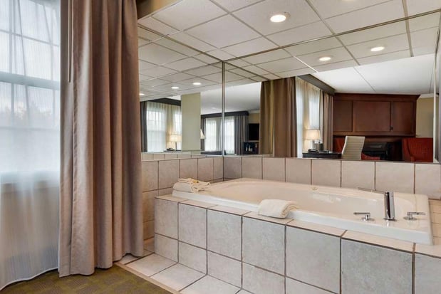 Images Best Western Plus White Bear Country Inn