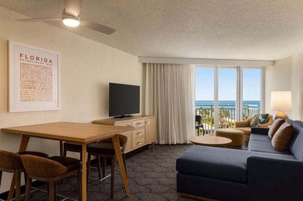 Images Embassy Suites by Hilton Deerfield Beach Resort & Spa