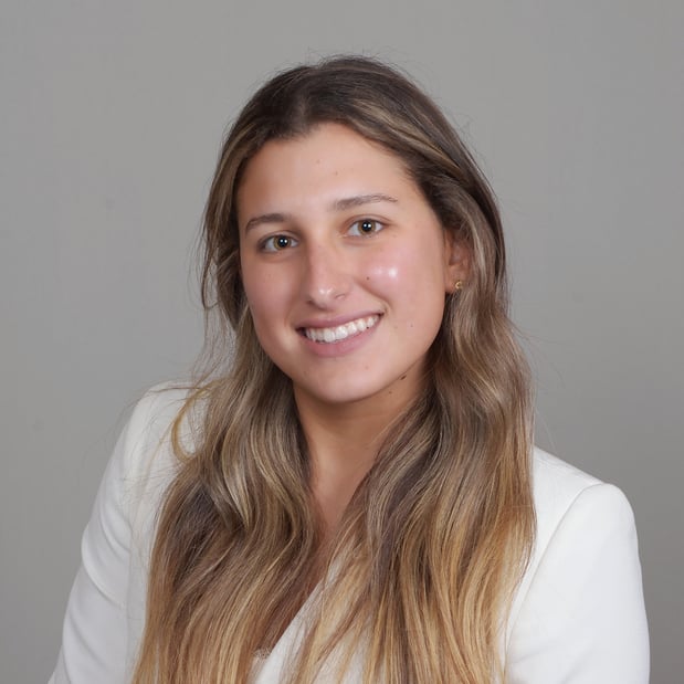 Images Camille Prevost - Mutual  of Omaha