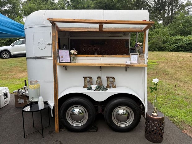 Images Rose & Oak Mobile Bar and Events