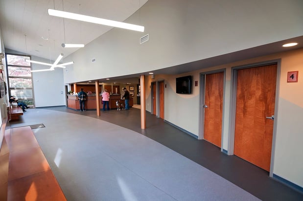 Images West Side Veterinary Hospital