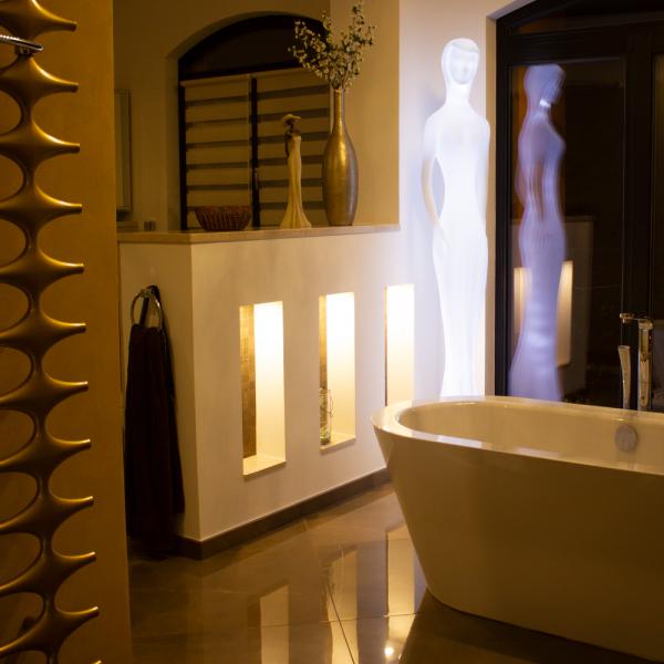 FURSTAR® - Ihr Leuchtmöbel Händler, Volkmarstraße 1-7 in Berlin