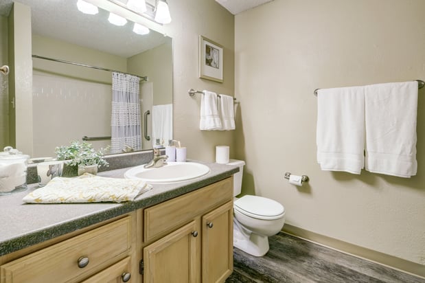 Images Club at North Hills Apartment Homes