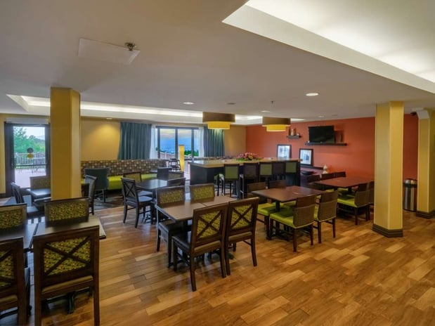 Images Hampton Inn Hazleton