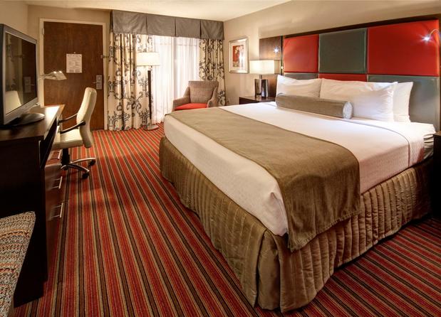 Images Crowne Plaza Indianapolis-Dwtn-Union Stn, an IHG Hotel