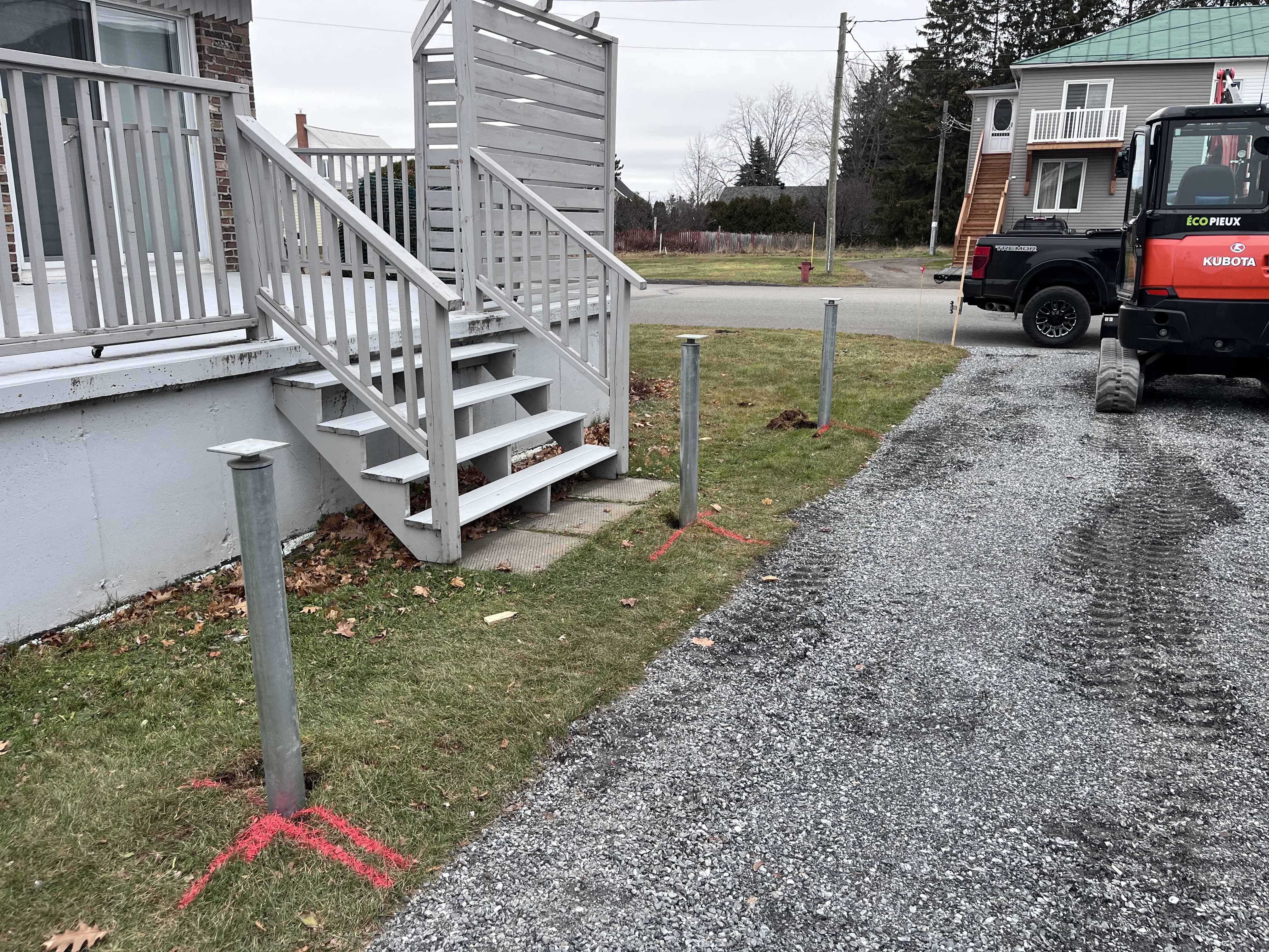 Images Pieux vissés Éco Pieux Bas St-Laurent