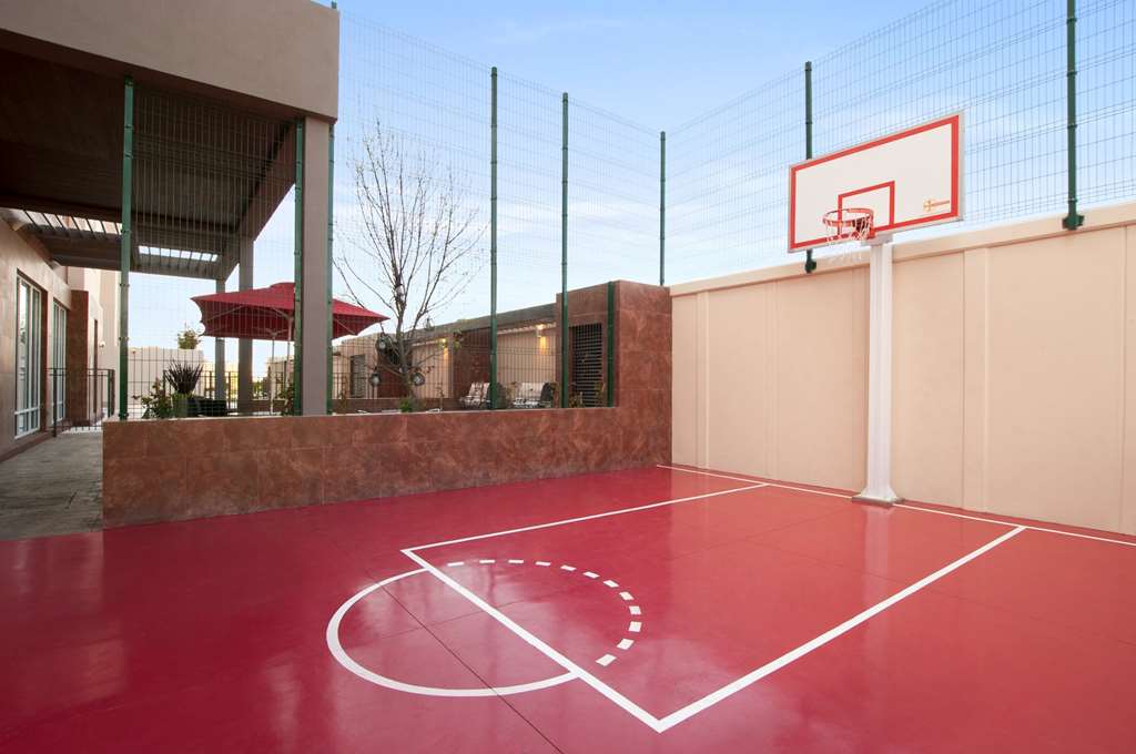 Images Homewood Suites by Hilton Queretaro