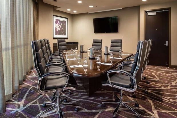 Images Embassy Suites by Hilton Crystal City National Airport