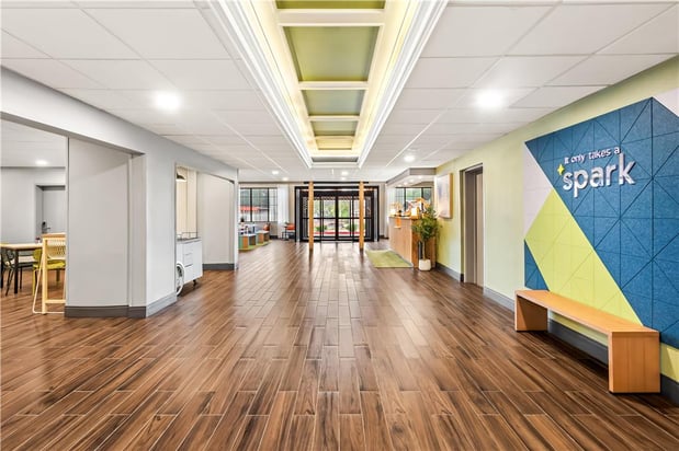 Images Spark by Hilton Duluth