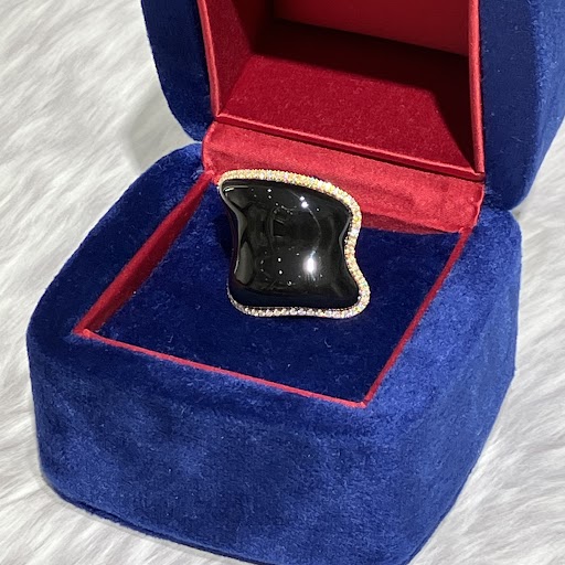 Images KOMEHYO（コメ兵）買取センターアミュプラザ鹿児島