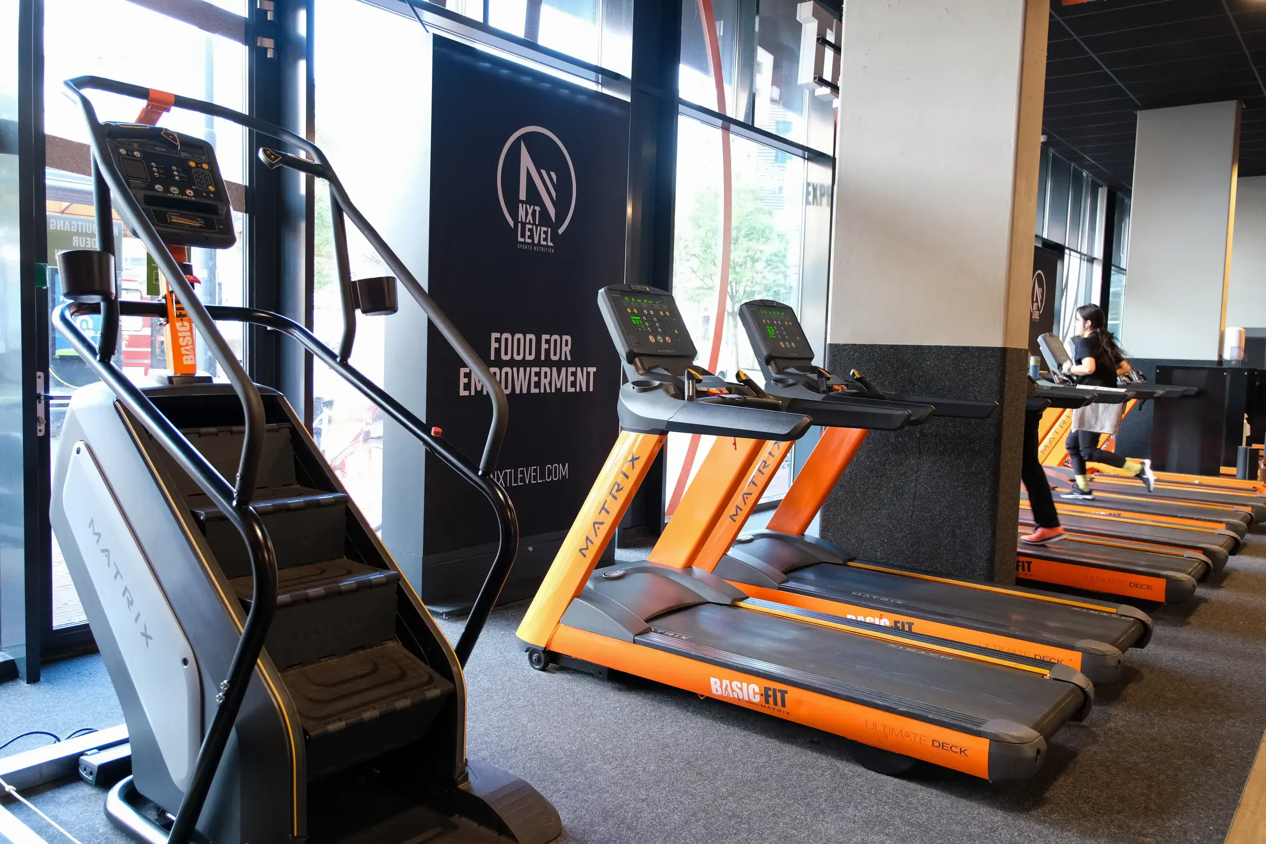 Foto's Basic-Fit 24/7